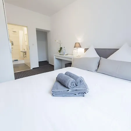 Berolina Haus Inn 3*
